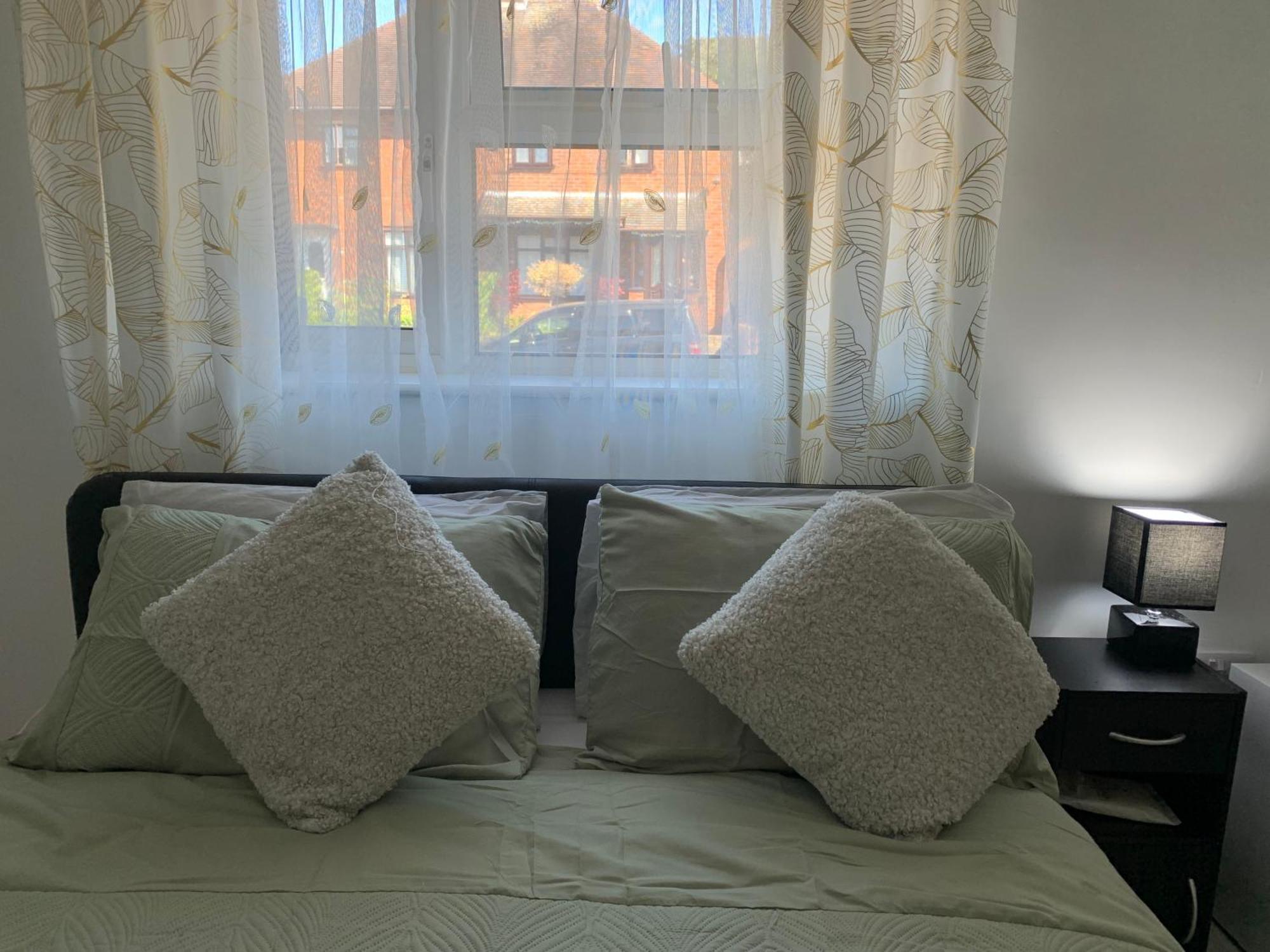 Double Room Bentilee Bucknall  Buitenkant foto